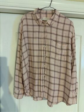 Treasure & Bond Light Pink Plaid Button-Down Shirt - Women’s Boyfriend Style